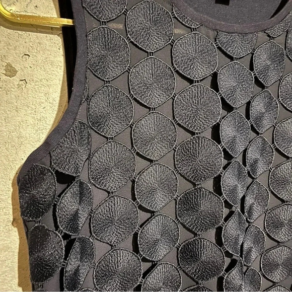 ANN TAYLOR Womens Tank Top Medium Navy Blue Sleeveless Geometric Overlay Sheer - Picture 2 of 8